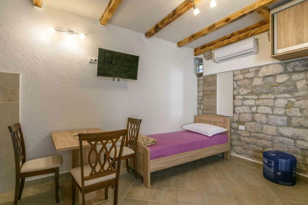 Apartment Lorena Trogir